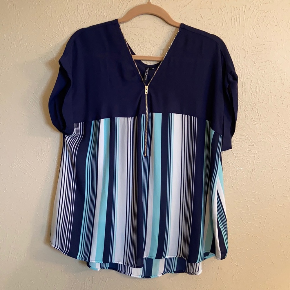 Absolute Angel zipper blouse size 1X